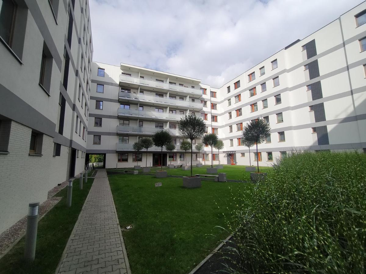 Z Parkingiem, Obok Metra. Apartment *