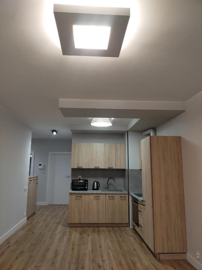 Z Parkingiem, Obok Metra. Apartamento Varsovia