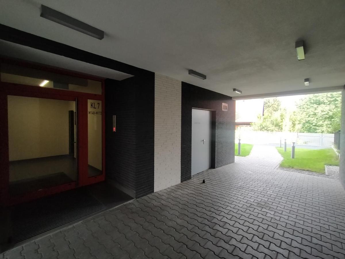 Z Parkingiem, Obok Metra. Apartamento Varsovia