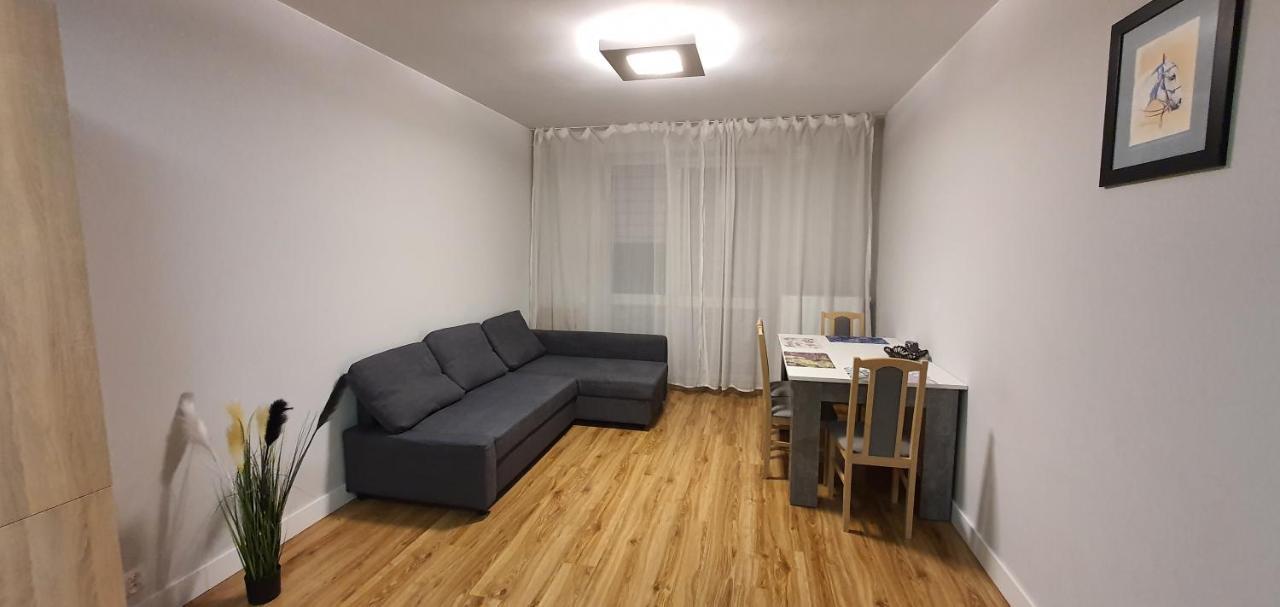 Apartamento Z Parkingiem, Obok Metra.