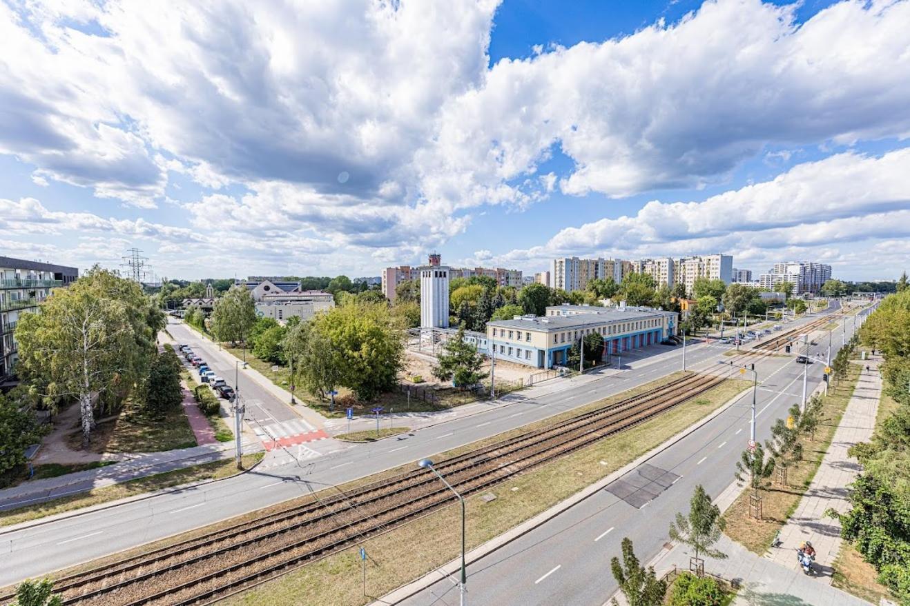 Apartamento Z Parkingiem, Obok Metra. *